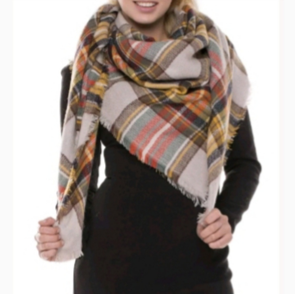 🎀3/$23🎀 Oversized Plaid Tartan Scarf - Picture 3 of 8